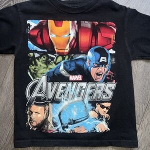 Marvel T Shirt Short Sleeve Kids sz. 5/6 Hulk, Captain America, Thor, Iron Man